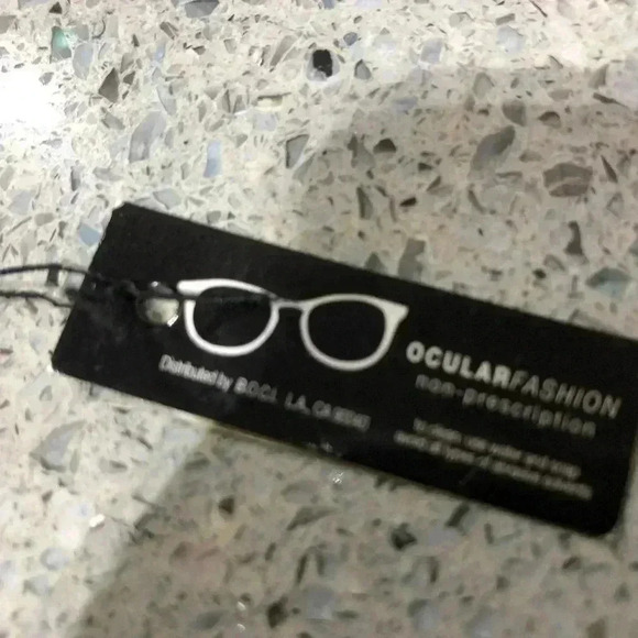 Disney Minnie Mouse Bow Sunglasses - Blue - Girls One Size - Picture 3 of 4